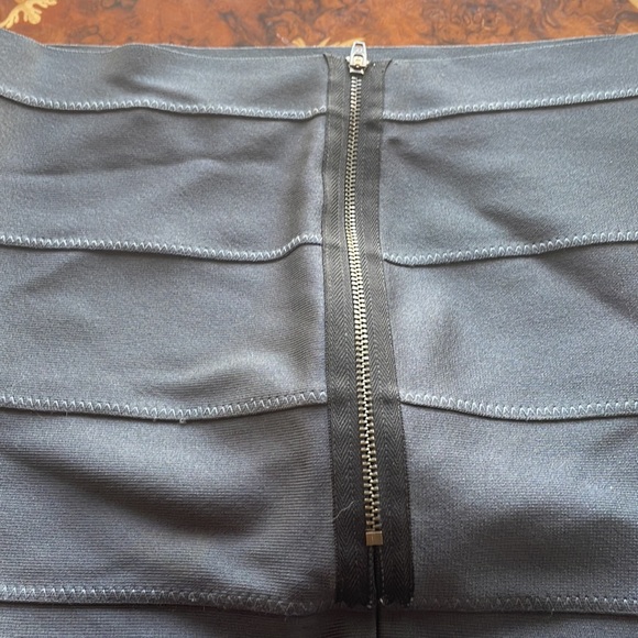 PROENZA SCHOULSR sz6 Herve lever style gray bandage skirt - Picture 2 of 5